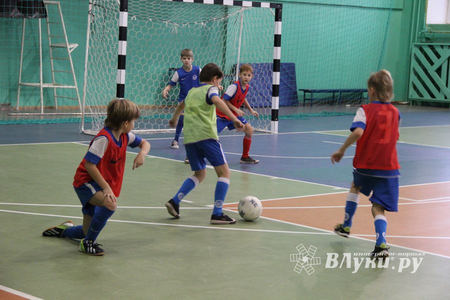 Новогодний футбол