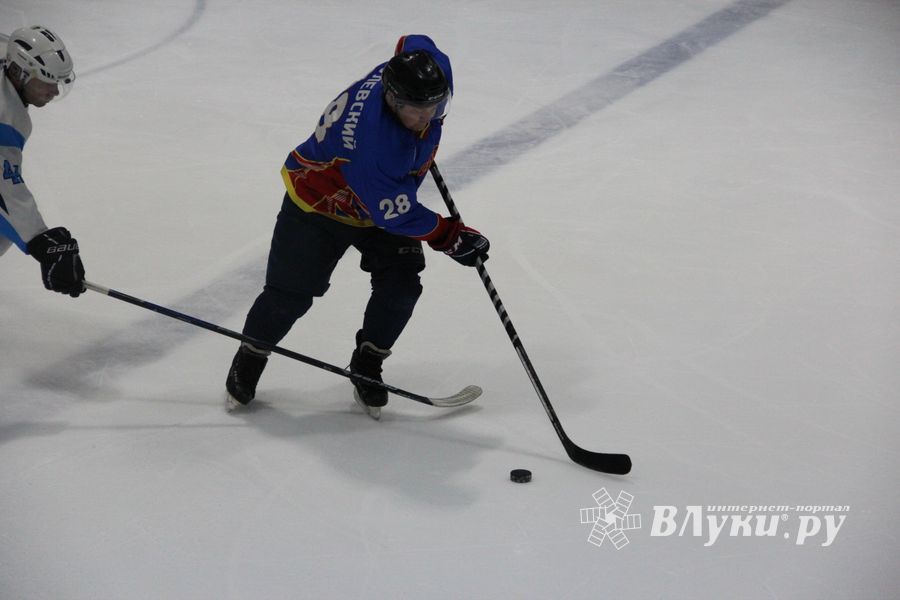 Хоккейная встреча «ЛукиСпорт» — «Барсы» состоялась в «Айсберге» (ФОТО)