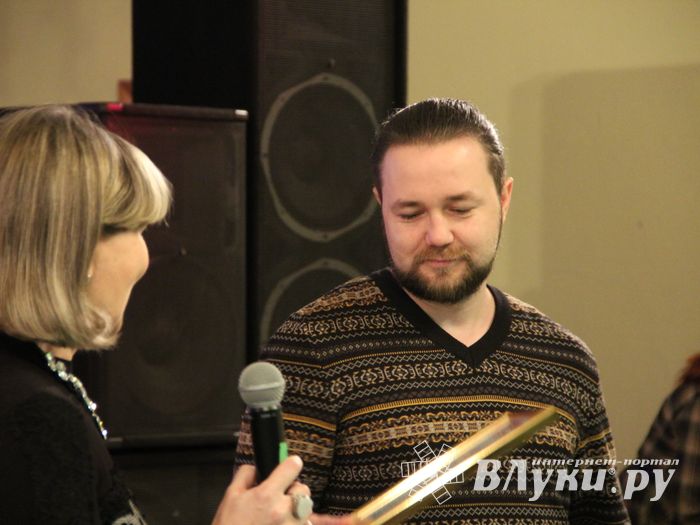 В ДК ЛК состоялось вручение премий талантливым молодым великолучанам «Успех-2015»