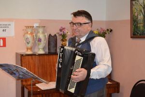 ДМШ №3 подарили хорошее настроение людям «золотого» возраста «Центра социального обслуживания города Великие Луки» (фото)