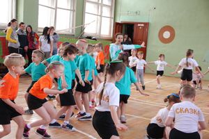 В Великих Луках стартовали спортивные соревнования среди дошколят «Юные олимпионики»