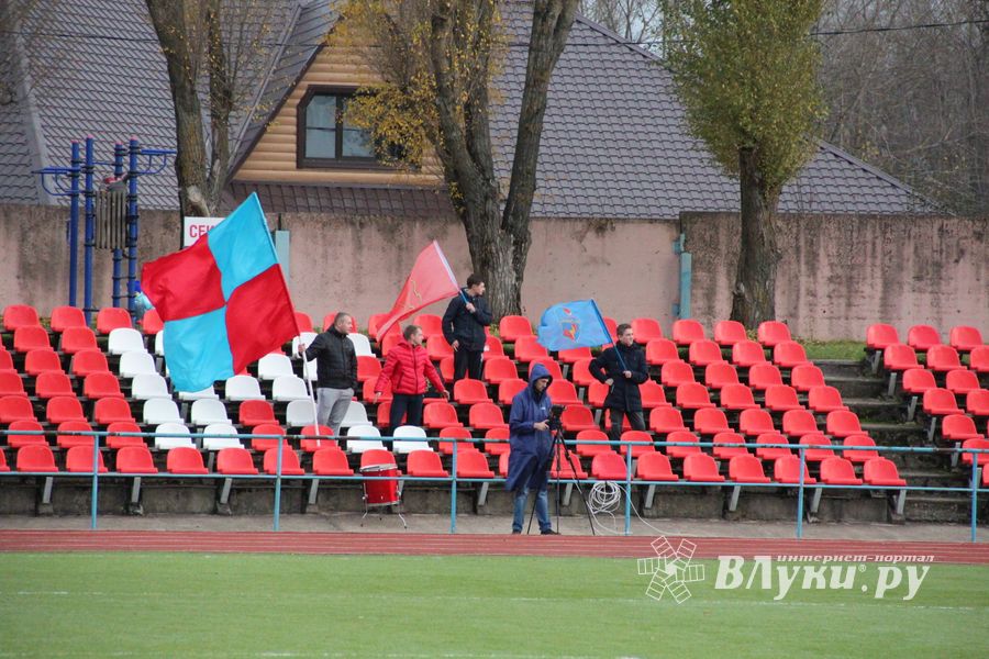 Матч «Луки-Энергия» - «Долгопрудный» на стадионе «Экспресс» (ФОТО)