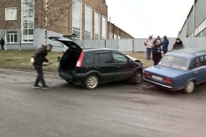 ДТП на ул. Маршала Жукова в Великих Луках (ФОТО)