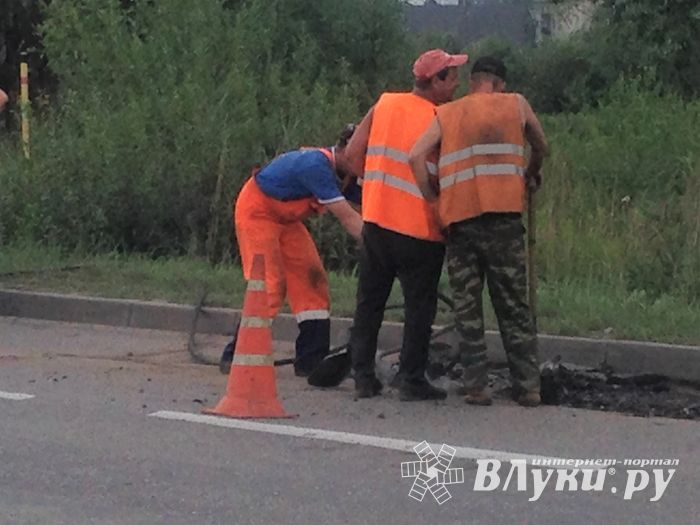 Дорожники приготовили ловушки для автомобилистов на ул. Гражданской (ФОТО)