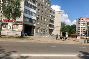 На Гагарина ликвидируют прорыв в теплосетях (ФОТО)