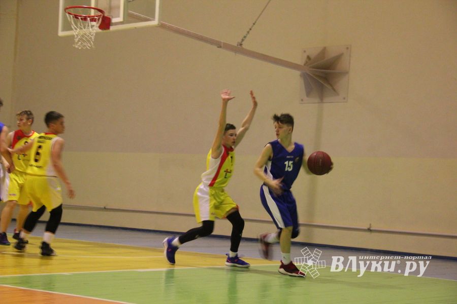 Великолукские баскетболисты сразятся за золото Международного турнира (ФОТО) (0+)