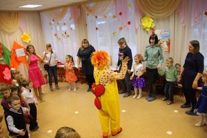 В детском саду №16 поздравляли мам (ФОТО)
