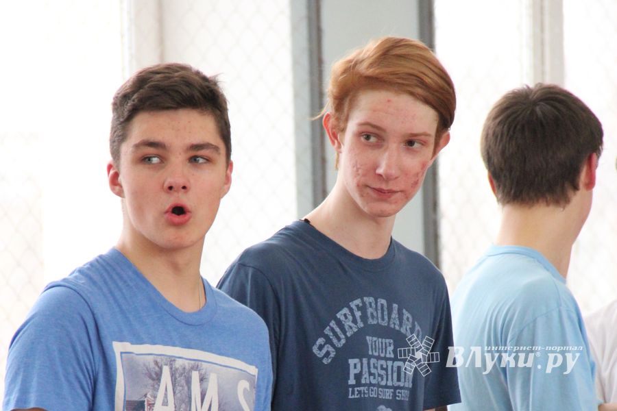 Конкурс «А ну-ка, парни!» прошёл в великолукской гимназии (фото)