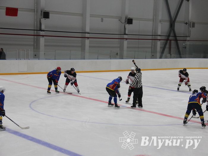 ХК «ЛукиСпорт» разгромила команду Невеля (ФОТО)