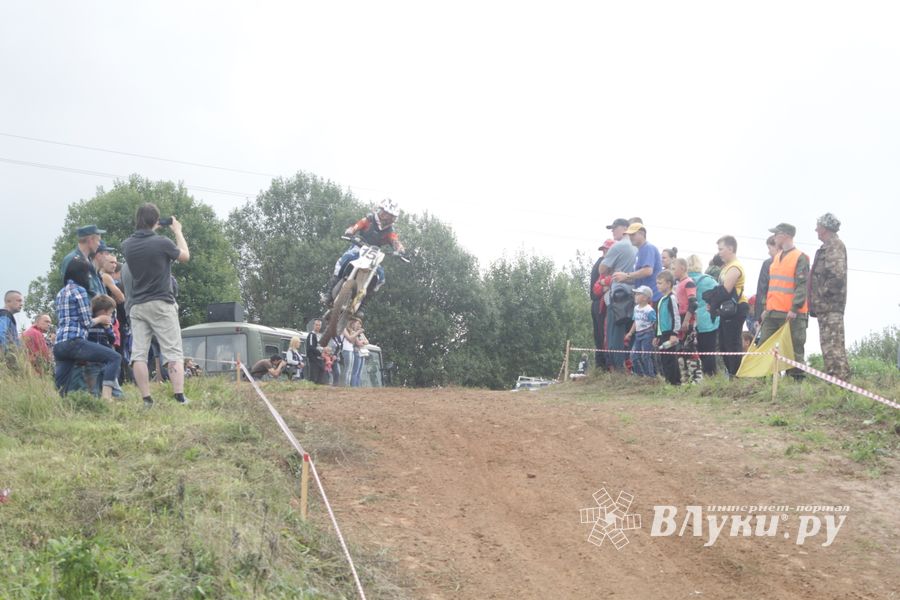 Мотокросс в Булынино: драйва много, зрителей мало (ФОТО)