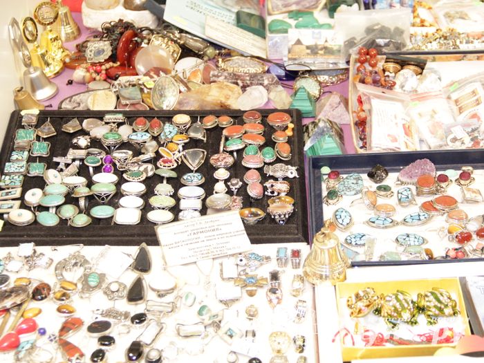 Шестая великолукская универсальная выставка открылась в Великих Луках (фото + видео)