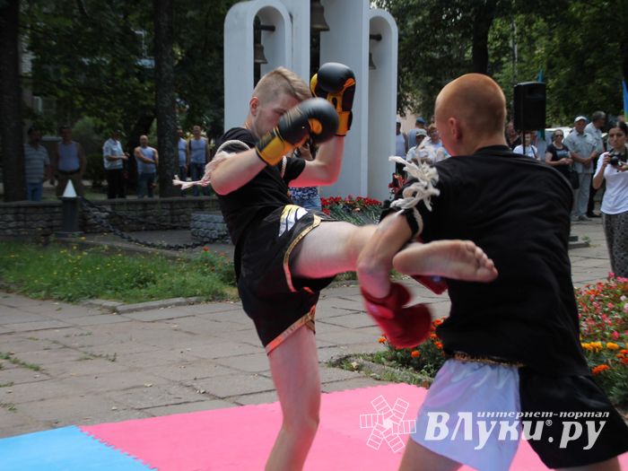 Показательные выступления клуба  «ШТОРМ»