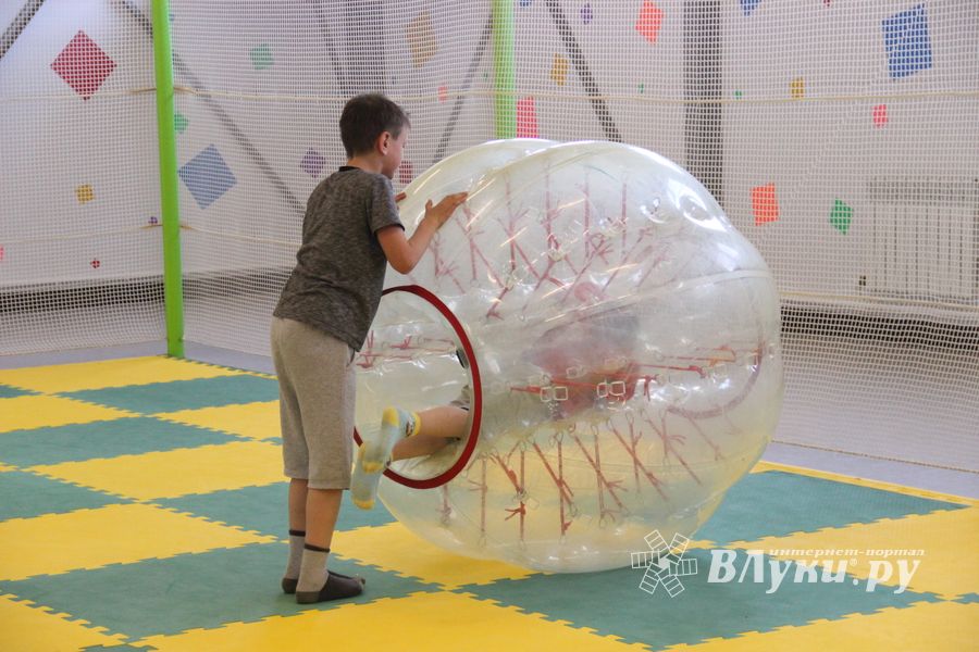 «Экстрим парк» приглашает друзей на троллей (ФОТО)