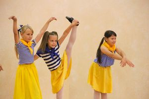 Великолукским учителям признались в любви (ФОТО)