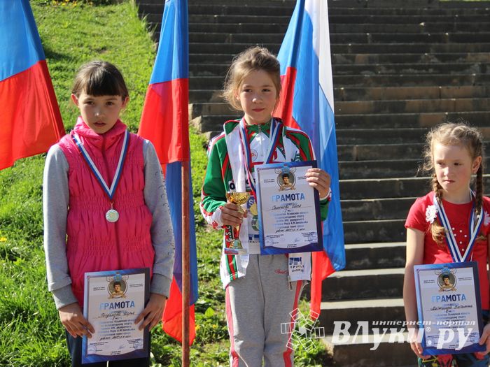В Великих Луках чествовали лучших велосипедистов (ФОТО)