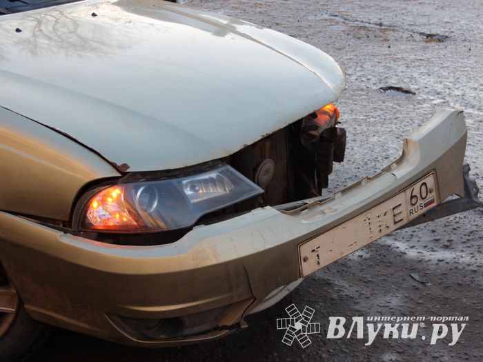 ДТП на Зверева в Великих Луках (ФОТО)