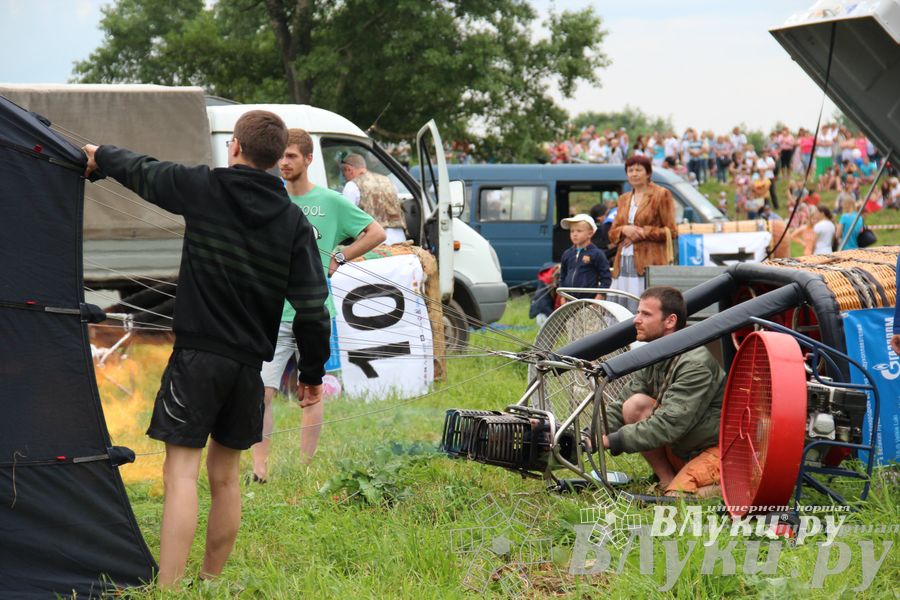 Открытие 18-й Международной встречи воздухоплавателей в Великих Луках (часть 2)