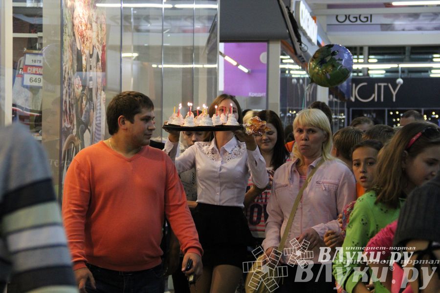 Торговый центр «Апельсин» отметил День рождения