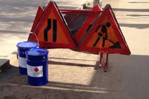 В Великих Луках обновляют дорожную разметку (ФОТО)