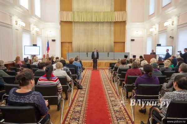 Шесть псковских педагогов стали победителями всероссийского конкурса «За нравственный подвиг учителя» (фото)