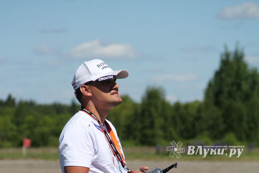 В Великих Луках прошел Фестиваль авиамодельного спорта (фото)