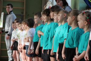 В Великих Луках стартовали спортивные соревнования среди дошколят «Юные олимпионики»
