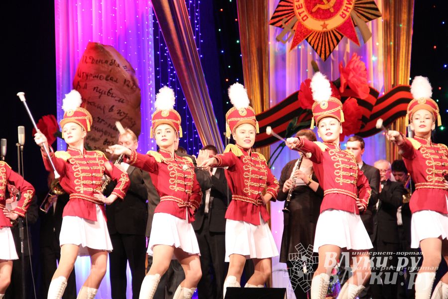 Празднование 72-й годовщины со Дня освобождения города от немецко-фашистских захватчиков (фото)