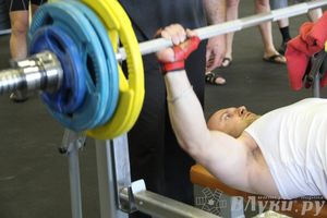 Народный жим в «С-Фитнес»