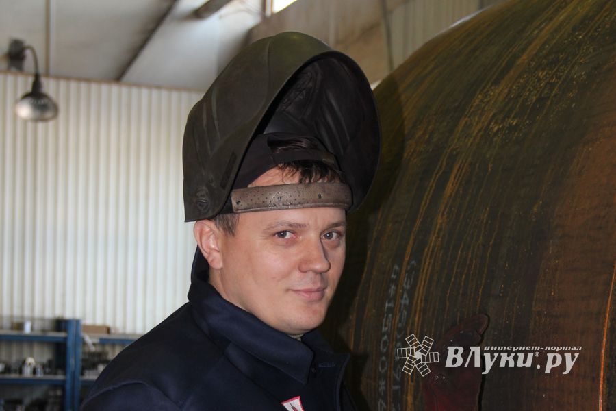 Д.С. Кузнецов, электрогазосварщик сборочного цеха