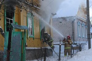 В результате пожара в Невеле погиб мужчина (фото + видео)