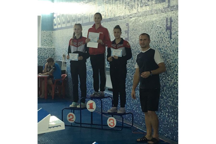 Великолукские пловцы привезли награды с Чемпионата и Первенства области (ФОТО)