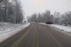 В Великолукском районе фура вылетела на встречу легковушке (ФОТО)