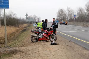 ДТП на трассе М-9: дорожные рабочие и гости из Волгограда (ФОТО)