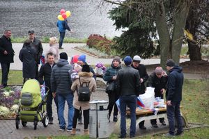 Митинг и праздничные гуляния в Великих Луках (ФОТО)