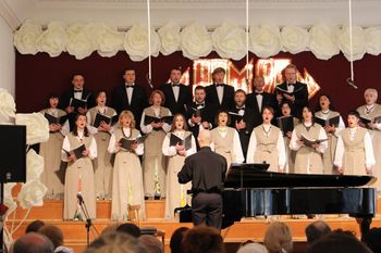 В Центре эстетического воспитания состоялся юбилейный концерт артистов и коллективов филармонии (ФОТО)