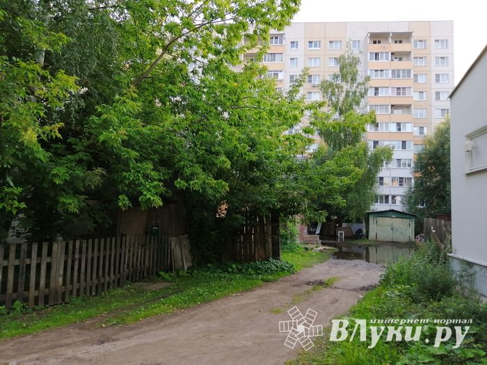 Жильцы дома на Вокзальной жалуются на бездействие властей (ФОТО)