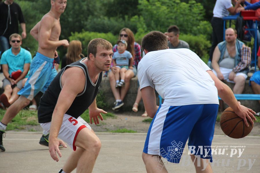 «Великие Луки — град спортивный»