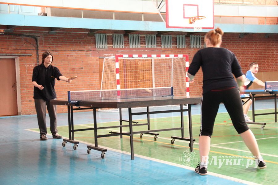В Великих Луках прошел Кубок города по настольному теннису