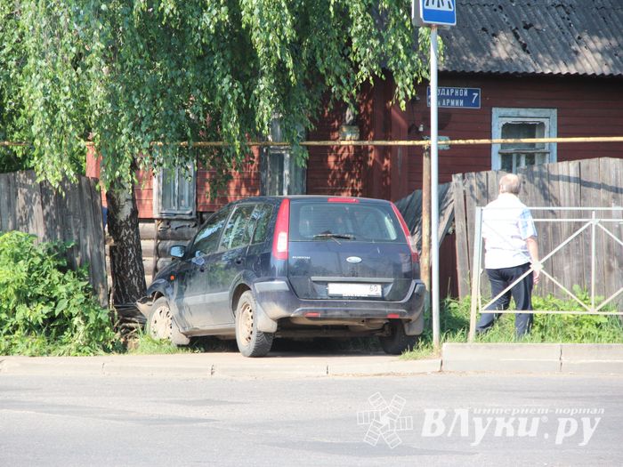 Ещё одно ДТП на Третьей Ударной Армии (ФОТО)