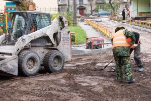 Михаил Ведерников ходил по дворам (ФОТО)