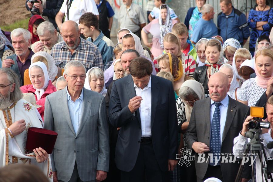 Освящение Храма святителя Тихона, Патриарха Всероссийского, святых Новомучеников и Исповедников Российских (ФОТО)