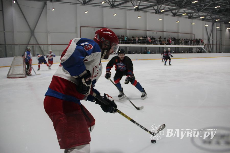 Великолучане уступили красногородцам поездку в Сочи (ФОТО)