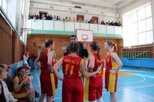 Великолучанки завоевали золото на открытом турнире по баскетболу (ФОТО)