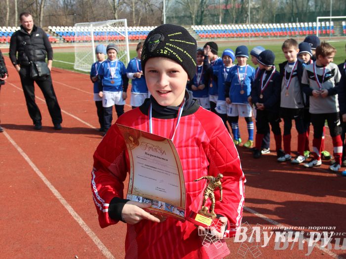 В Великих Луках прошел международный детский турнир по футболу «Наши надежды»