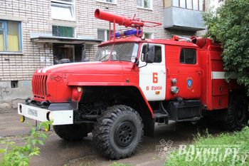 Убежавшее молоко стало причиной возгорания в Великих Луках (ФОТО)