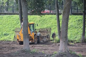 В великолукском парке приступили к планировке территории (ФОТО)