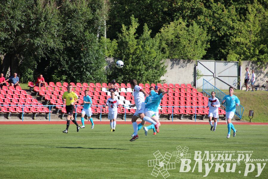 В Великих Луках состоялся матч «Луки-Энергия» — «Звезда» (Санкт-Петербург)