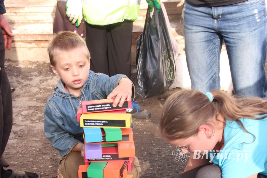 Tele2 поздравила великолучан с Днем рождения любимого города (фото)