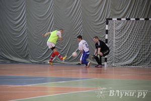 Команда «Статус-Пресс» стала чемпионом г. Великие Луки по мини-футболу (фото)