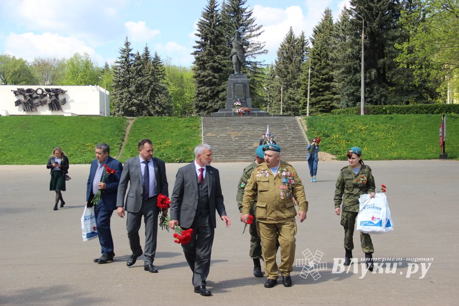 Депутат Госдумы Алексей Журавлев: «Россия начинается в Великих Луках!» (ФОТО)